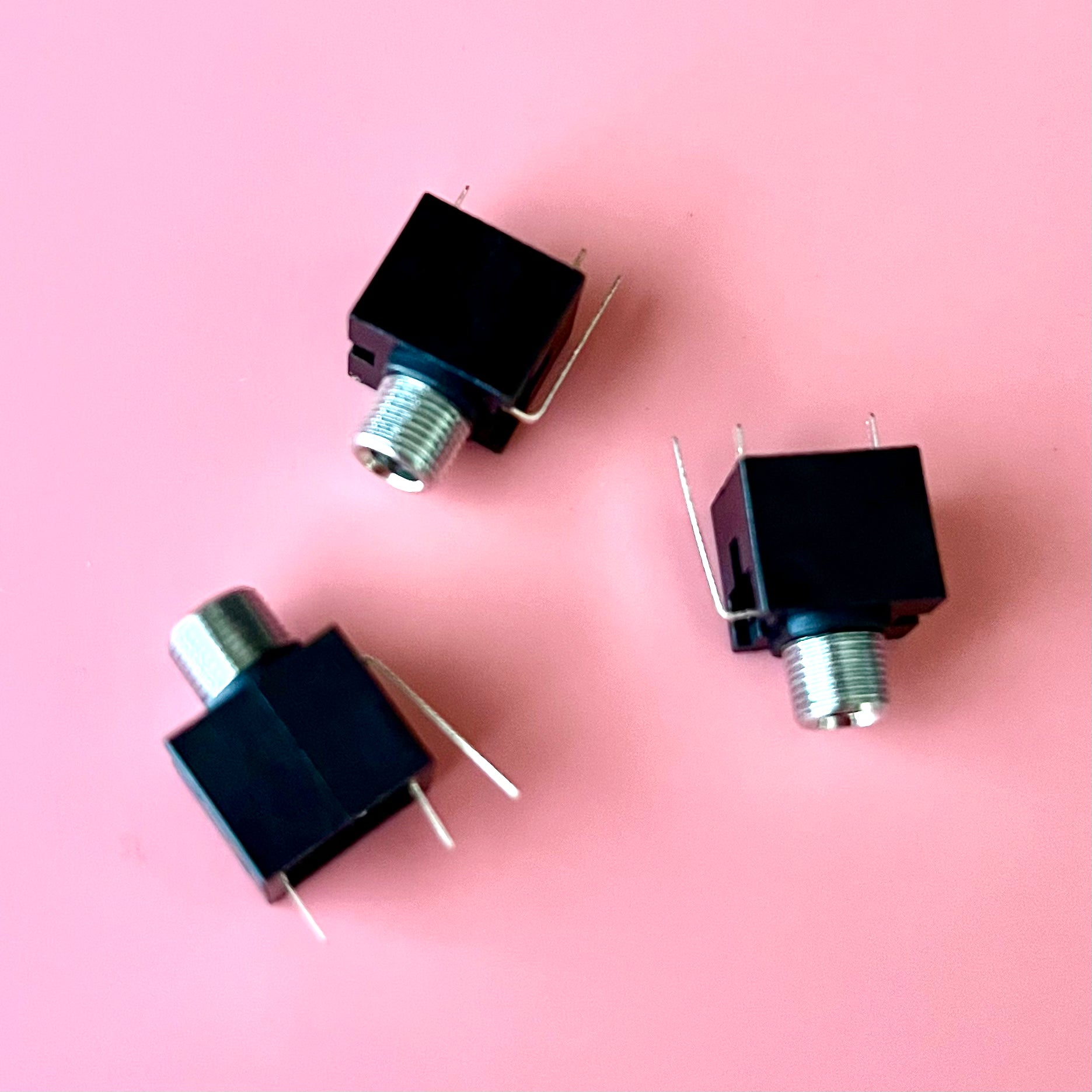 Vertical mount Mono Jack 3.5mm - "Thonkiconn" PJ301M-12