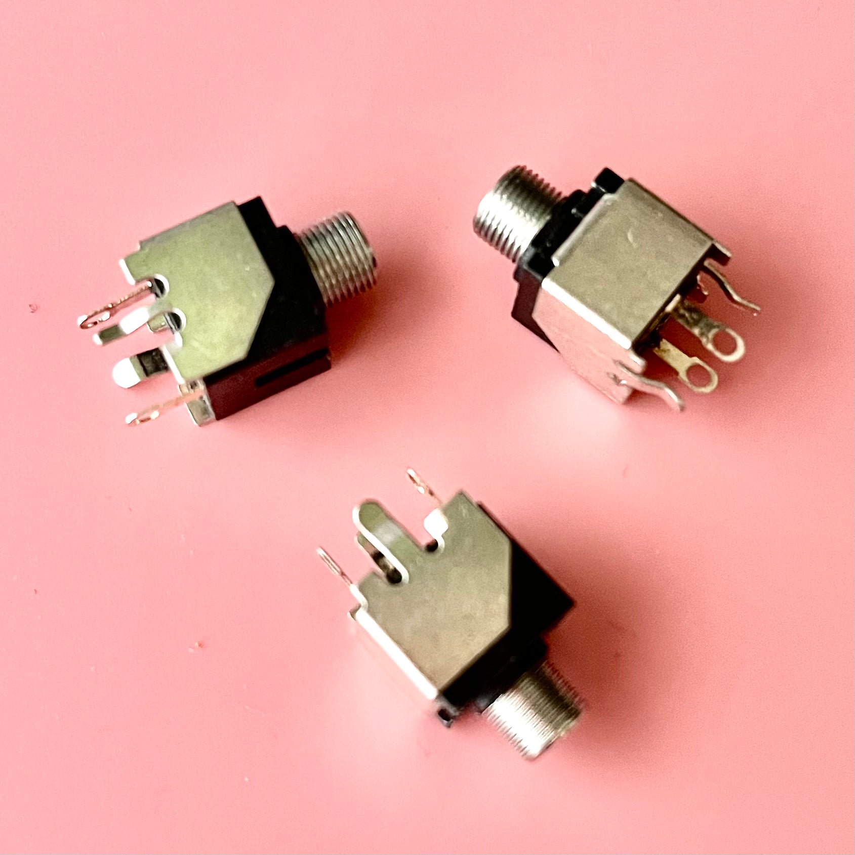 Vertical mount Mono Jack 3.5mm  - PJ301BM